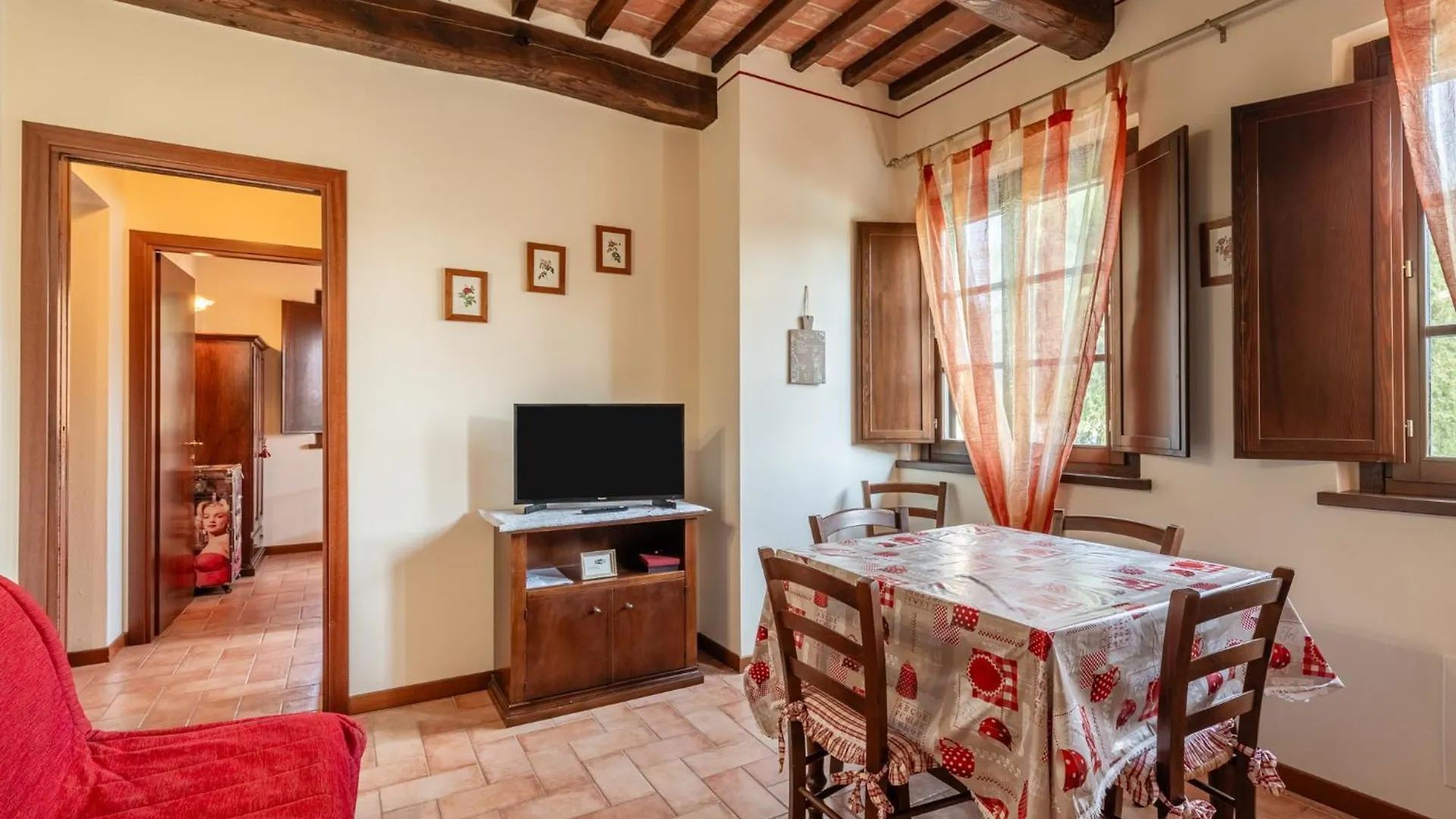 Casolare Dei Fiori - Le Rose Villa Montecarlo Farm stay